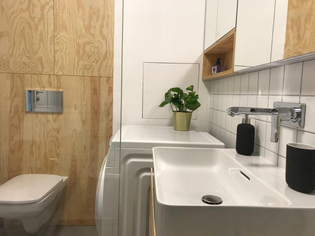 براتسيلافا New Modern Urban Apartment المظهر الخارجي الصورة