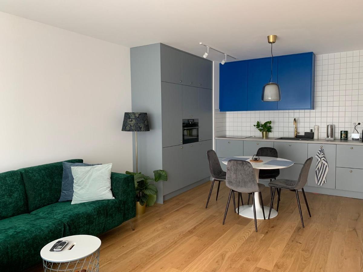 براتسيلافا New Modern Urban Apartment المظهر الخارجي الصورة